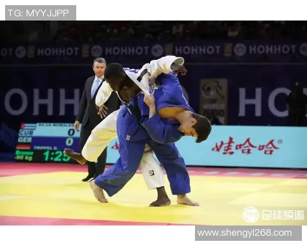 足球明星挑战柔道极限精彩瞬间全记录视频合集